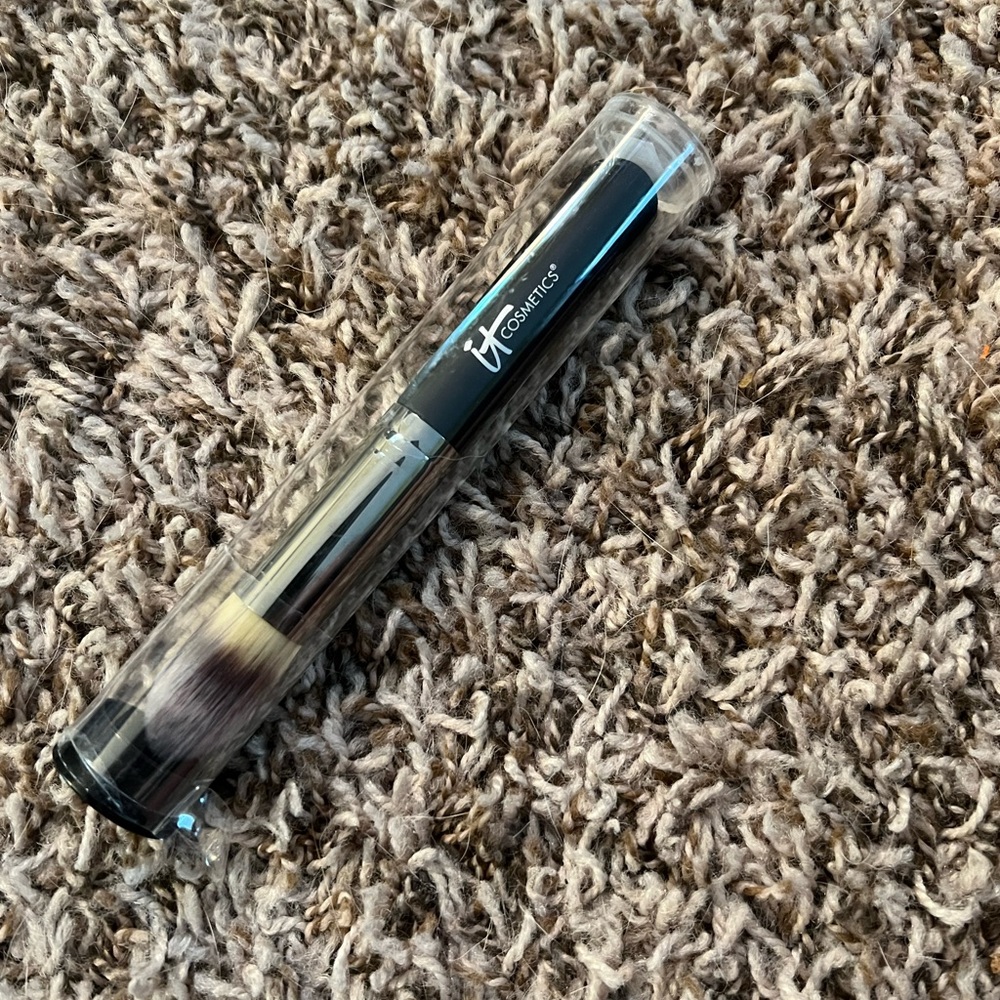 Cosmetic Brush